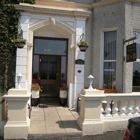 Ashlea House Hotel พอร์ตรัช ภายนอก รูปภาพ